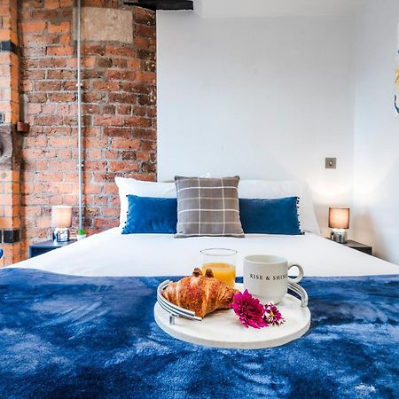 Cavern Quarters, Beautiful Two Bedroom City Centre Apartment By Garudy Serviced Apartments And Short Lets - Perfect For Longer Stays リヴァプール エクステリア 写真