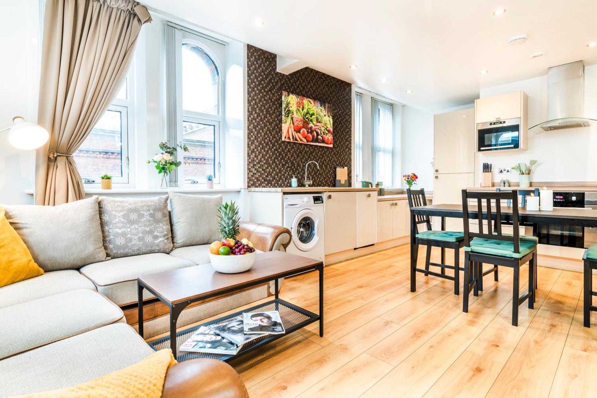 Cavern Quarters, Beautiful Two Bedroom City Centre Apartment By Garudy Serviced Apartments And Short Lets - Perfect For Longer Stays リヴァプール エクステリア 写真