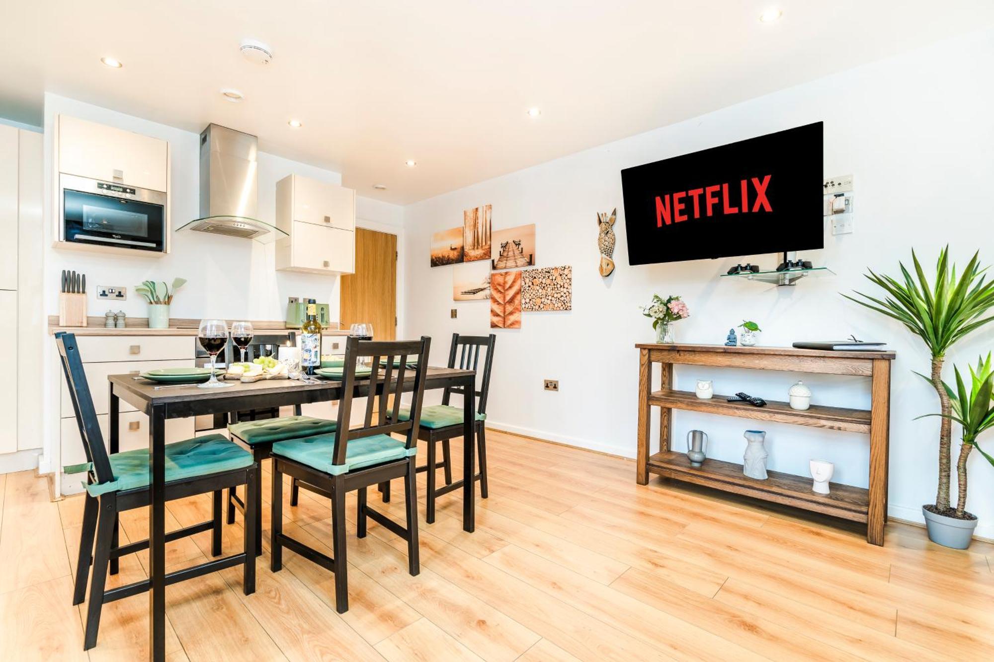 Cavern Quarters, Beautiful Two Bedroom City Centre Apartment By Garudy Serviced Apartments And Short Lets - Perfect For Longer Stays リヴァプール エクステリア 写真