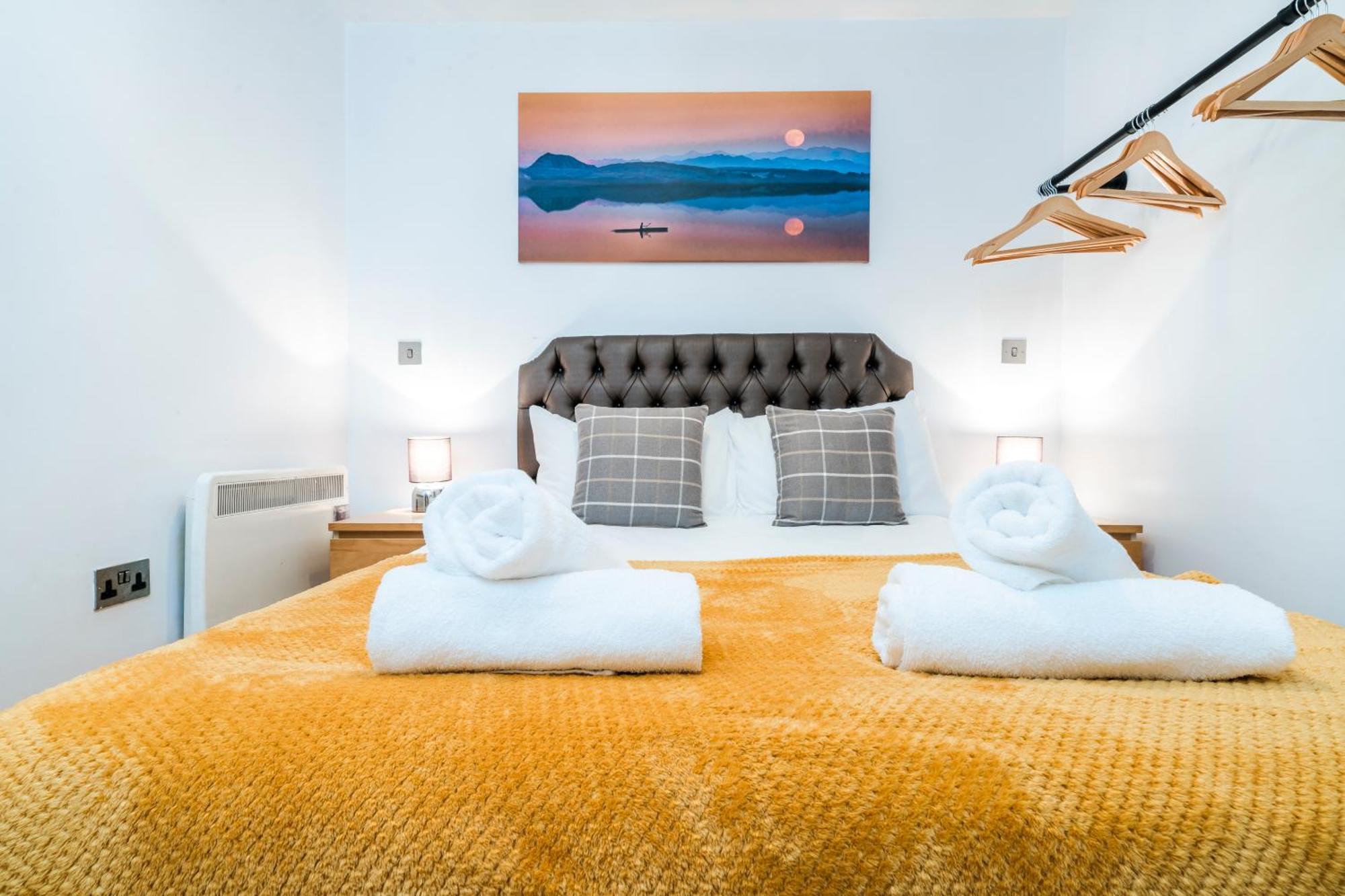 Cavern Quarters, Beautiful Two Bedroom City Centre Apartment By Garudy Serviced Apartments And Short Lets - Perfect For Longer Stays リヴァプール エクステリア 写真